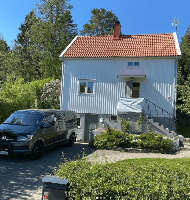 målning av villa i Tyresö 